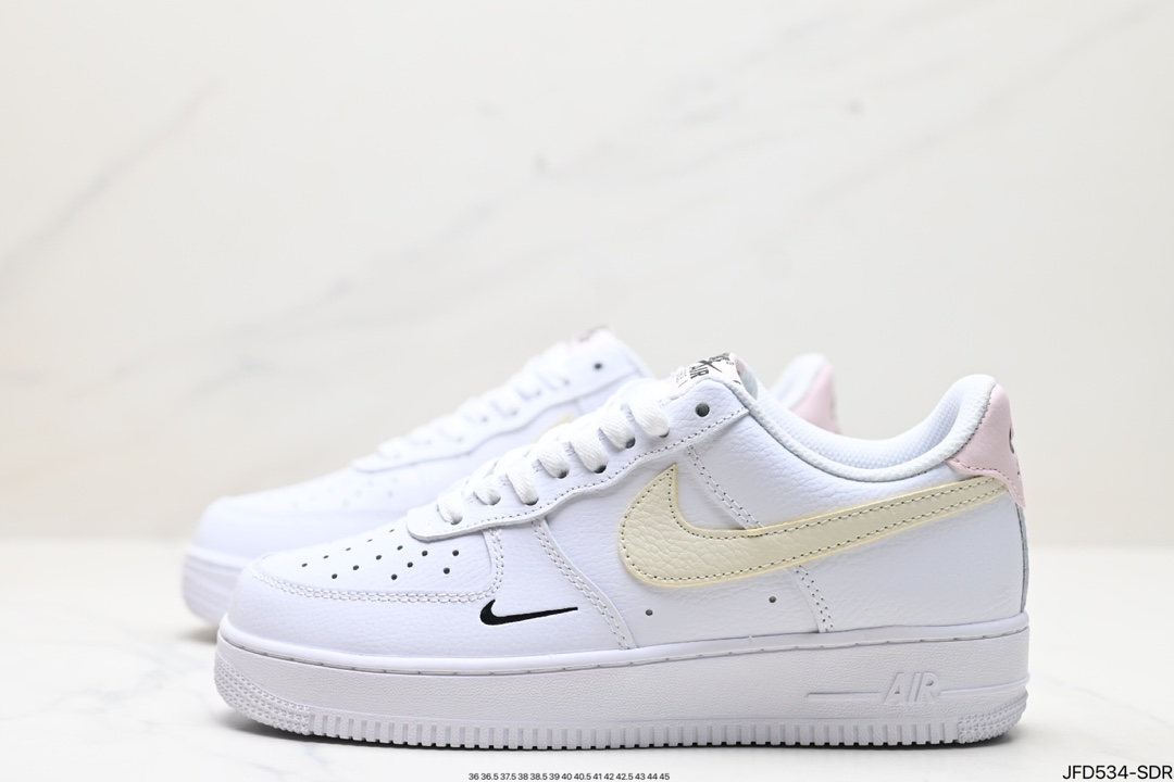 Nike Air Force 1 Shoes